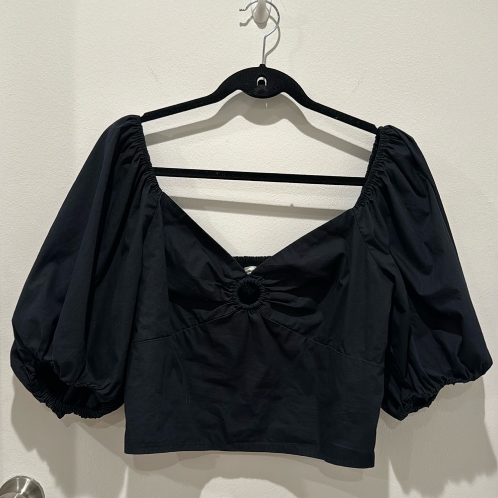 Abercrombie and Fitch Puff Sleeve Poplin O-ring Blouse Black size L